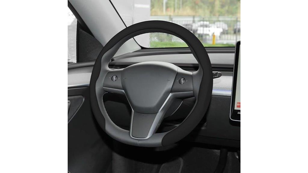 black 15 inch leather cover