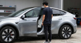 Tesla launches Model Y L in US — 6 seats, 325 miles, $61,990